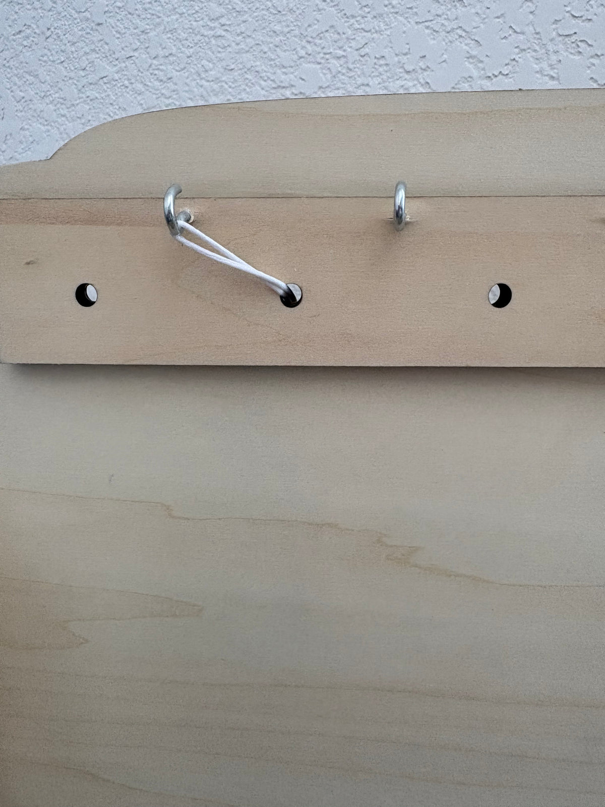 Présentoir attache tétine